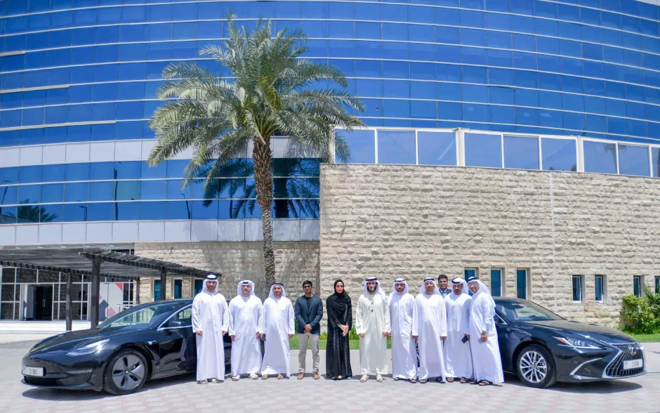 Dubai To Offer 25% Of Taxi Operator In IPO Testing Market Appetite